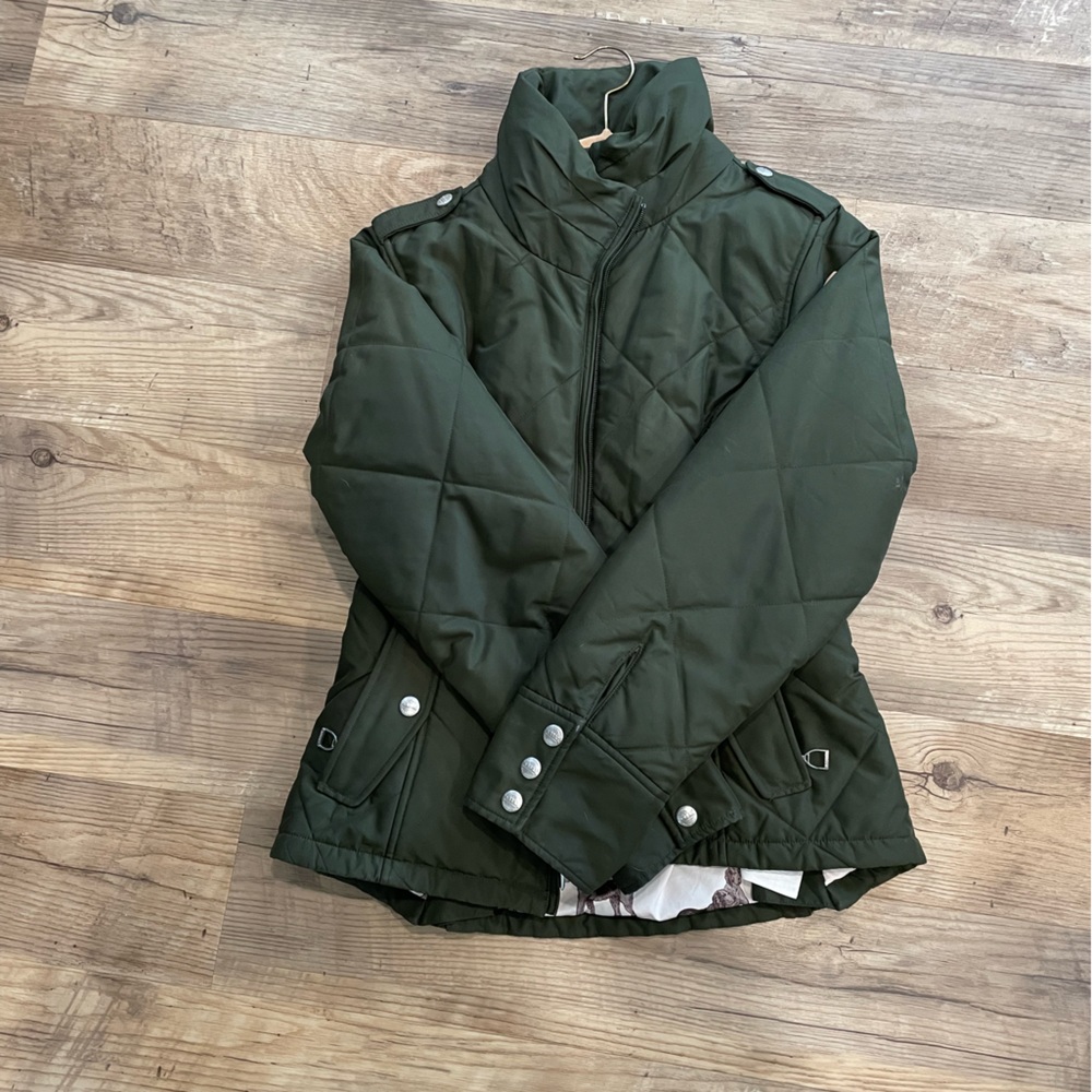 Woman’s Ariat coat. EUC